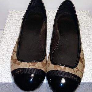 🌞sale! 🌞 Coach  Ballet  flats 9.5 Brown / tan  Signature Logo Print Slip.